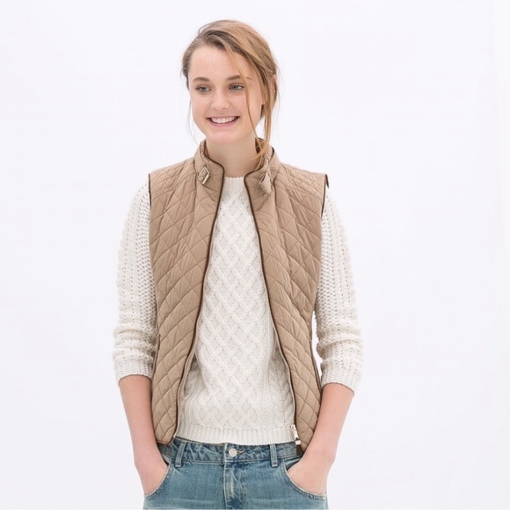 Zara Woman Quilted Full Zip High Neck Vest in Beige Tan Size S